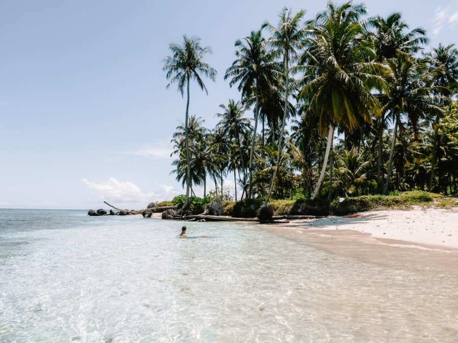 Pulau Banyak