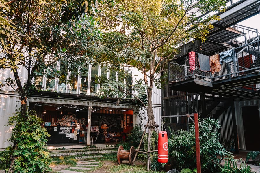 The Yard Hostel Bangkok