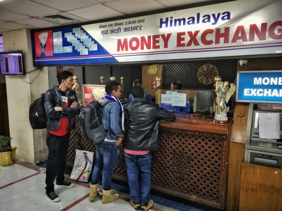 geld wisselen kathmandu airport