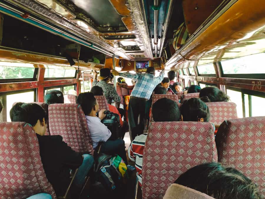 bus naar Bardia national park